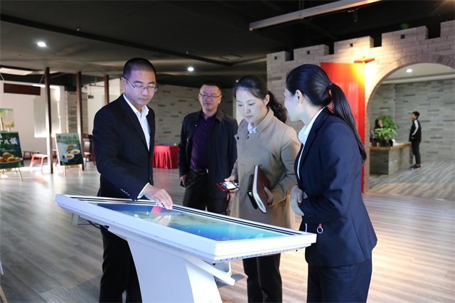 衢江区供销合作社莅临临海市农合联产业合作园调研