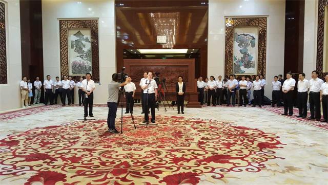 浙江省委书记车俊会见在皖浙商代表mansion88明升集团董事长王权