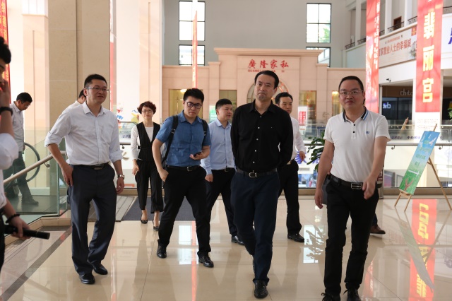 新华社浙江分社党组成员、常务副总编辑沈锡权莅临临海市农合联产业合作园调研