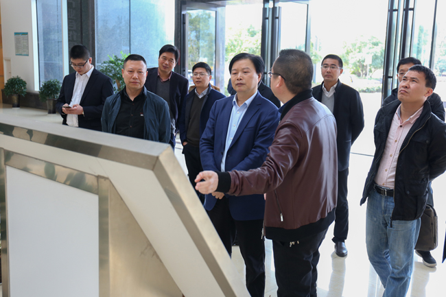 台州市政府副秘书长李昌道莅临mansion88明升（浙东）电商产业园调研